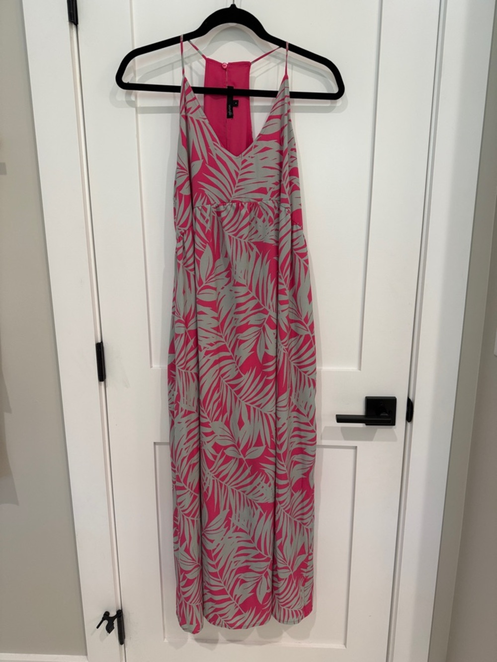 Gibson Pink and Gray Leaf-Print Maxi Dress